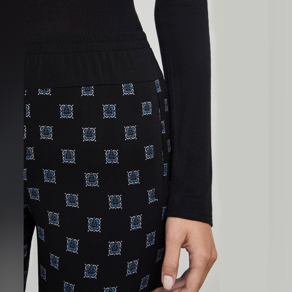 BCBGMaxAzria Patterned Pants, black and blue, XXS
